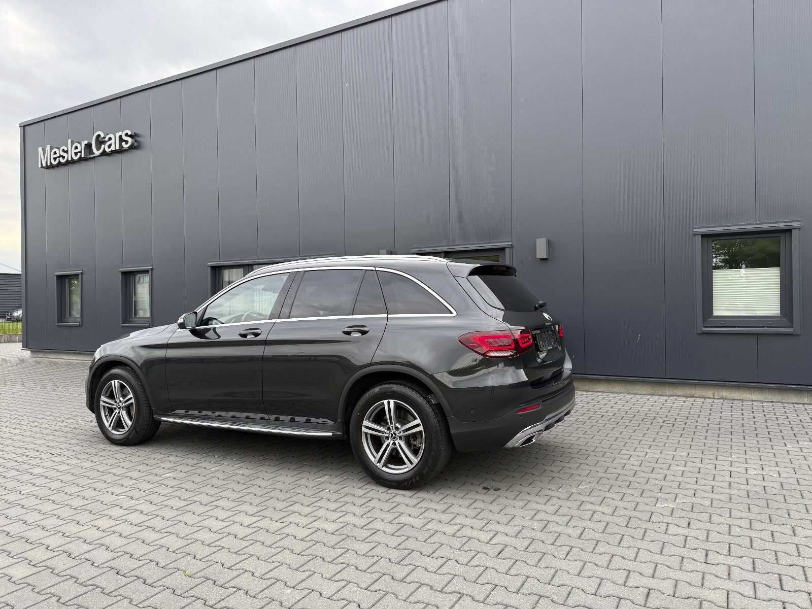 MERCEDES-BENZ GLC 300 d 4Matic,AMG-Sport interieur,Panor,360K