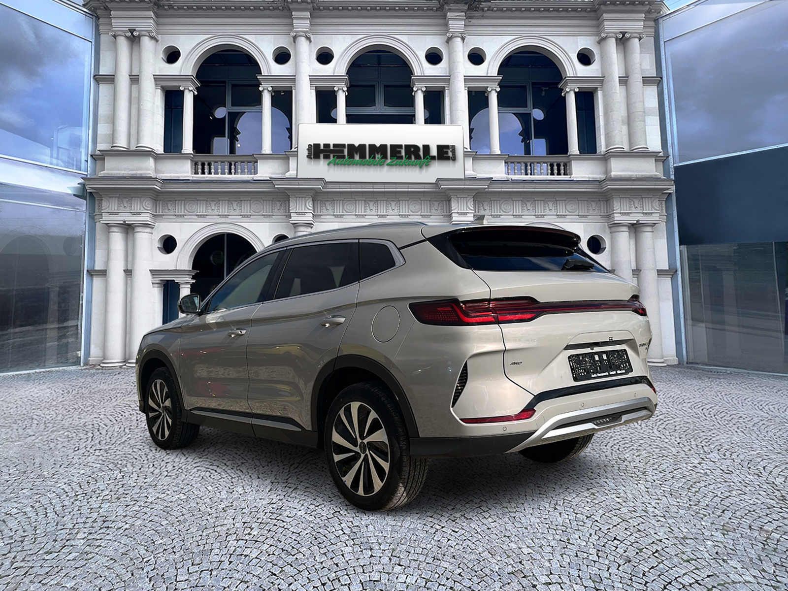 BYD SEAL U