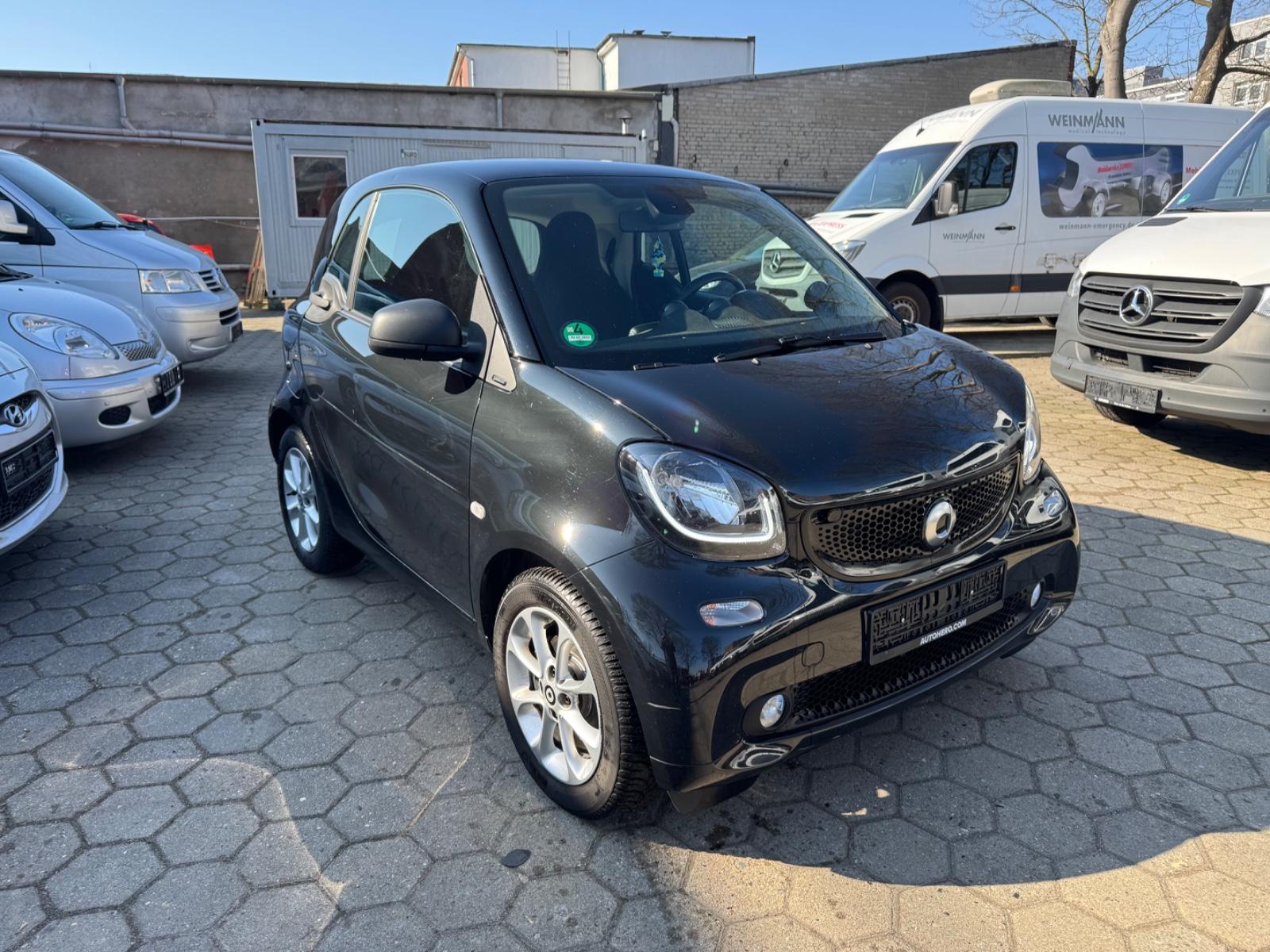 Smart ForTwo Coupe 66KW Navi Klima TÜV NEU