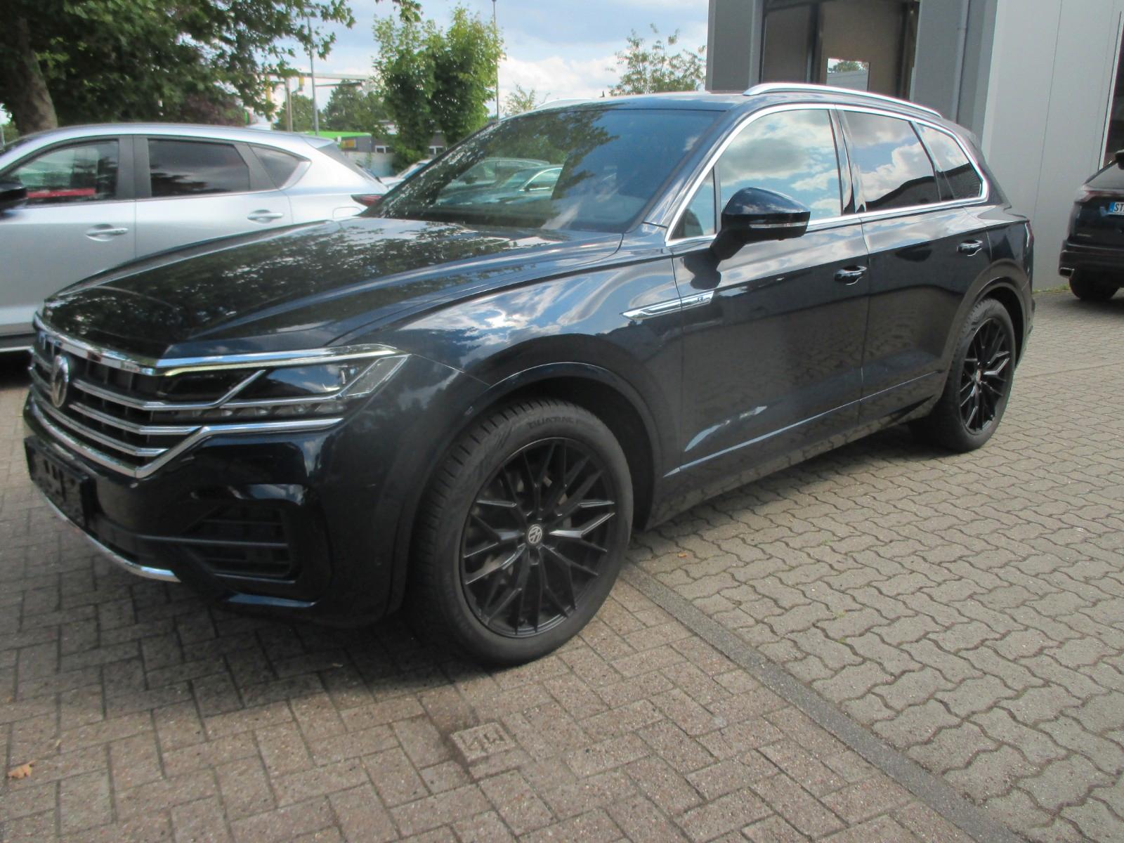 Volkswagen Touareg R-Line 4Motion+Panora+AHK+ACC