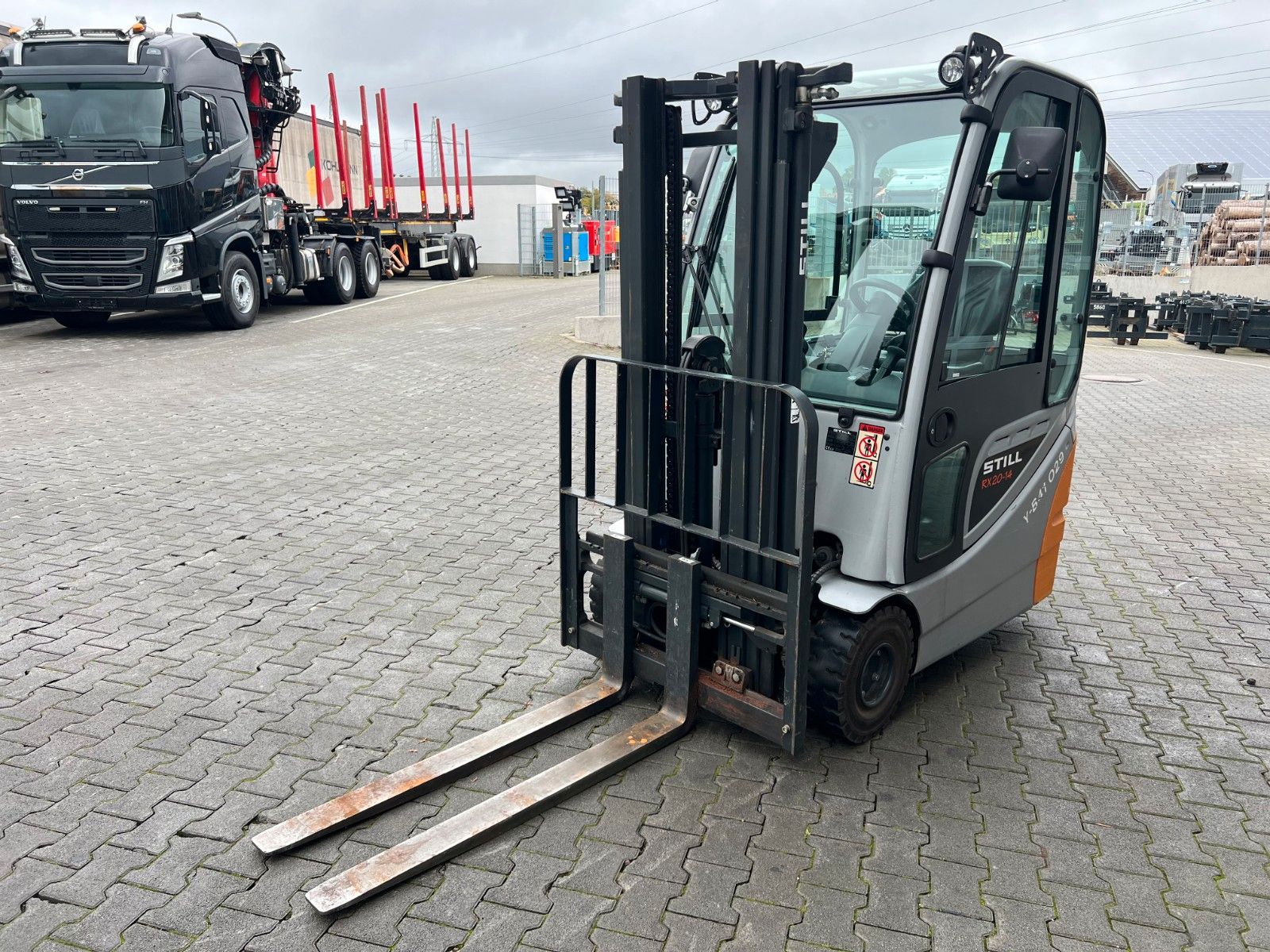 Fahrzeugabbildung Still RX 20-14 / Triplex: 4,3m / nur 1.212h! / SS