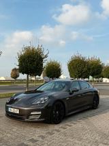 Porsche Panamera mit sehr guter Ausstattung - Porsche Panamera in Bonn