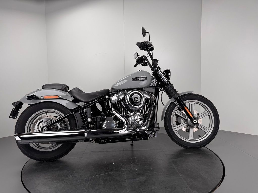 Fahrzeugabbildung Harley-Davidson STREET BOB 117 *NEUWERTIG
