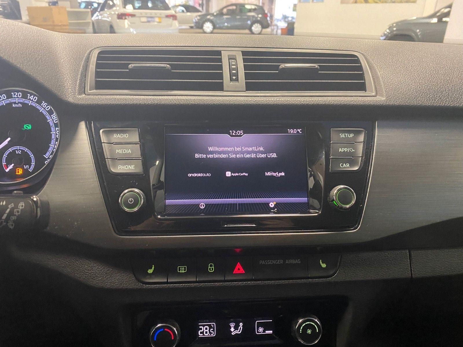 Fahrzeugabbildung SKODA Fabia 1.0 TSI DSG STYLE+Kamera+Mirror Link+ALU+