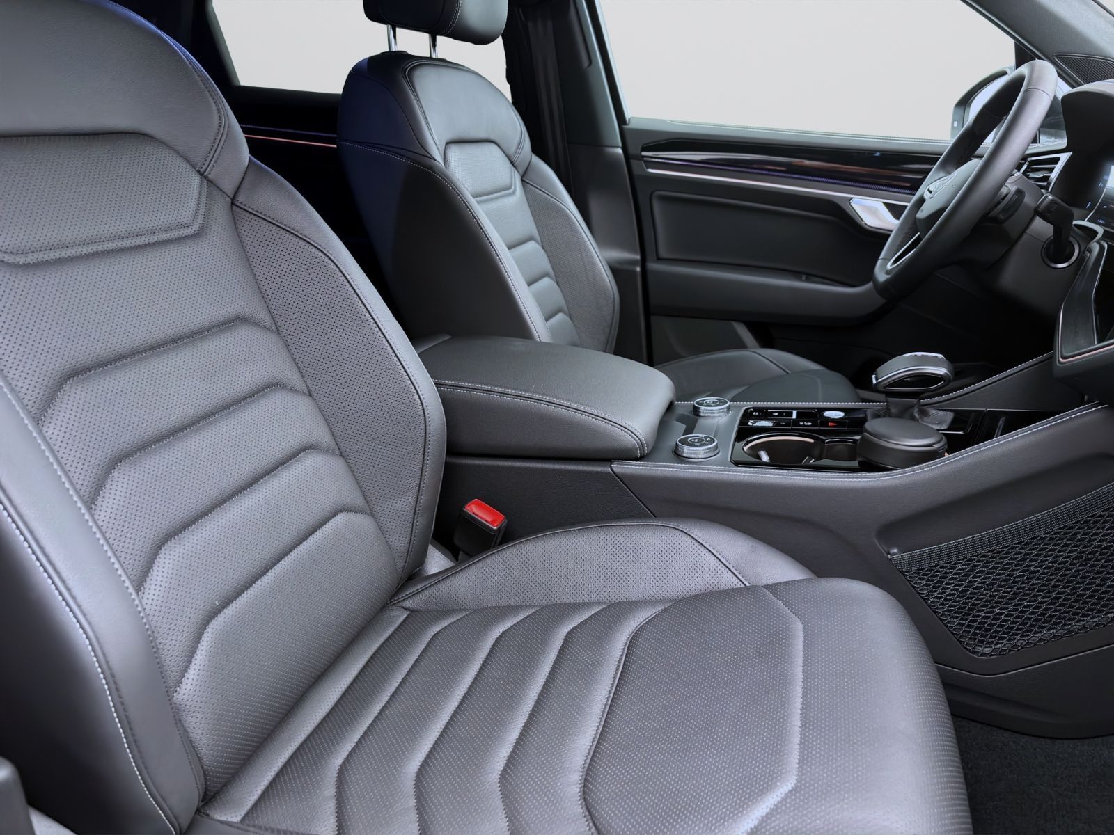 Volkswagen Touareg - Bild 17