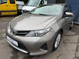 Toyota Auris Cool 1.33 Dual-VVT-I-6 Gang-Klima-Pdc - Toyota Auris mit Benzin-Antrieb: Cool