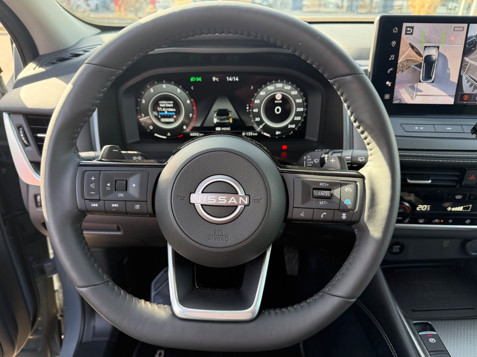Fahrzeugabbildung Nissan Qashqai N-Connecta MHEV - Navi, 360°, Winter-P.