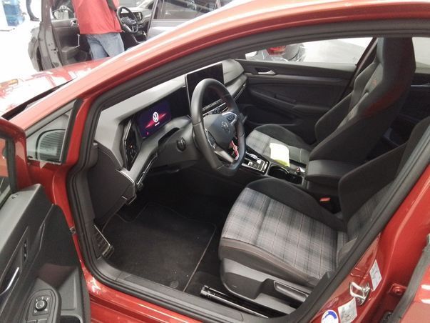 Volkswagen Golf - Bild 6