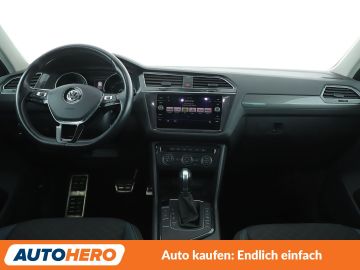 Volkswagen Tiguan - 12