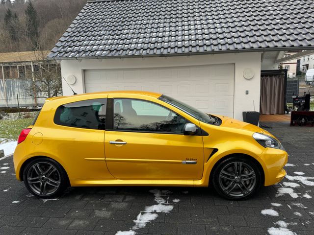 Renault Clio Gordini R.S. 2.0 16V 200