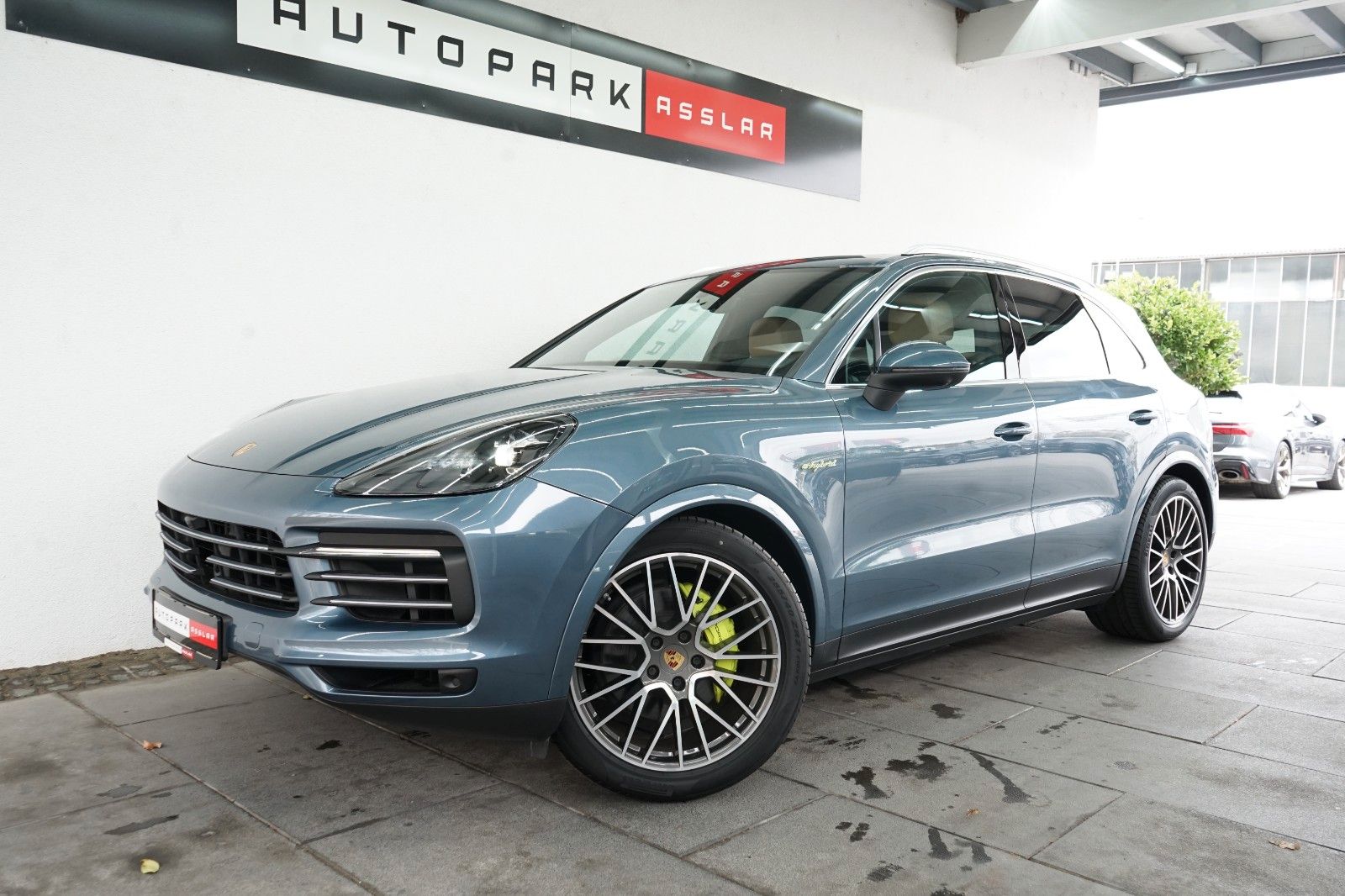 Porsche Cayenne E-Hybrid/154km/LUFT/PANO/AHK/14W/21z foto 6