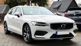 Volvo V60 2.0 D3 "Momentum Pro" LED T-Leder AHK 18"Alu - weiße Volvo V60