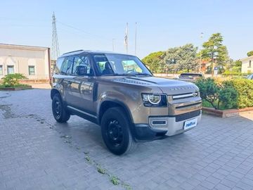 Land-Rover Defender - 3