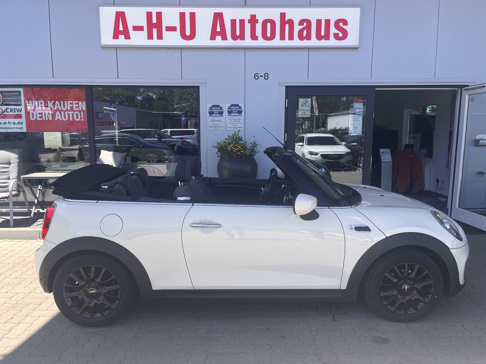 Fahrzeugabbildung MINI One Cabrio