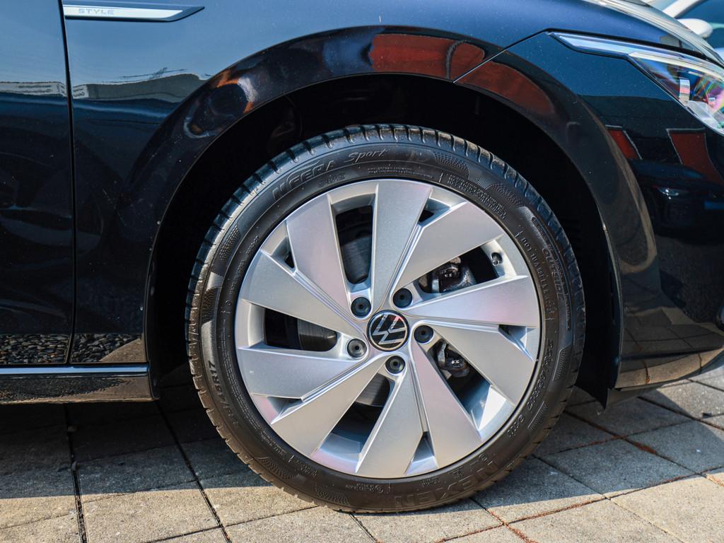 Volkswagen Golf VIII 1.5 e TSI DSG Style ACC LED SPURH. SHZ, миниатюра 6