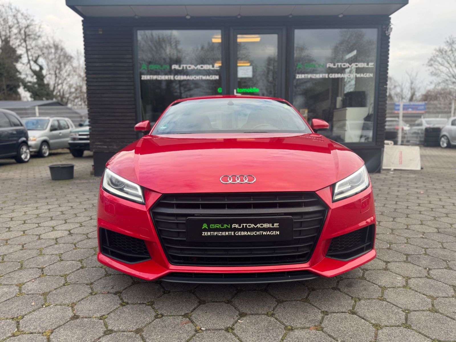 Fahrzeugabbildung Audi TT Coupe 1.8 TFSI S-Line*LED*Teilleder*Bi-Xenon