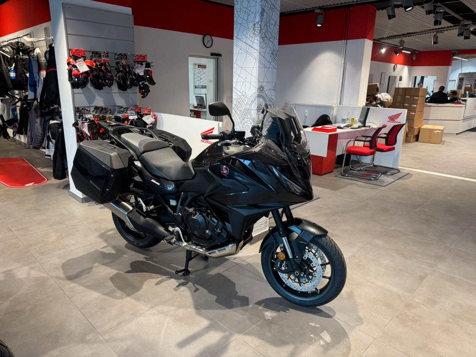 Honda NT1100 2025 Gunmetall Black *sofort verfügbar*