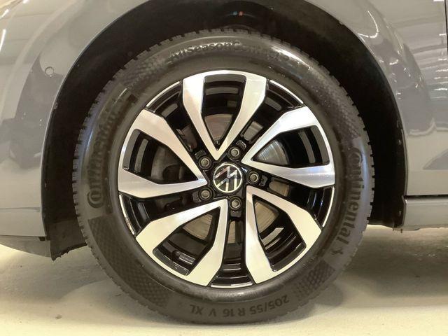 Golf Active TSI 81 kW  AZV, Navi, ACC, kamera