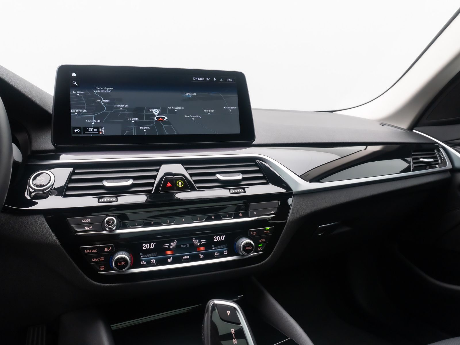 Fahrzeugabbildung BMW 530d Alarm 4xKlima DAB Kamera Panorama Sportsitz