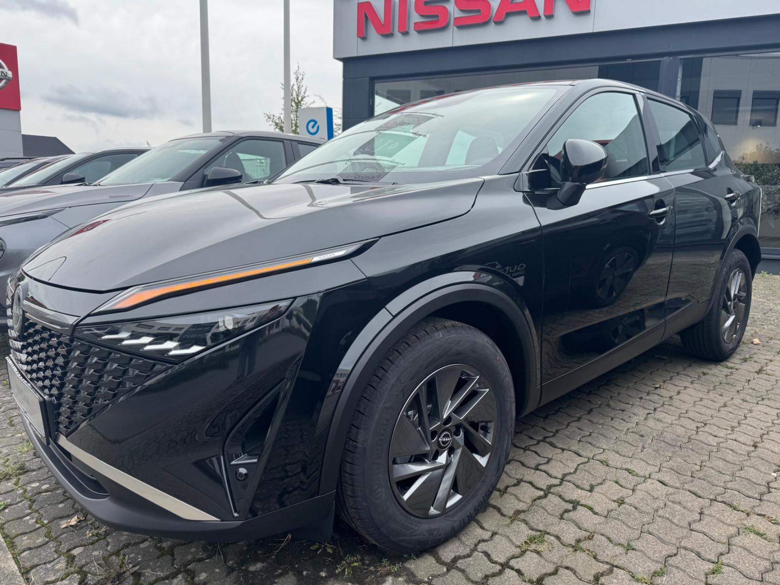 Nissan Qashqai 1.3 Acenta 140PS Navi Sitzhzg. uvm***