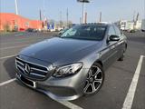 Mercedes-Benz E 220 d Autom. - Multibea. - Mercedes-Benz E 220 Gebrauchtwagen in Köln