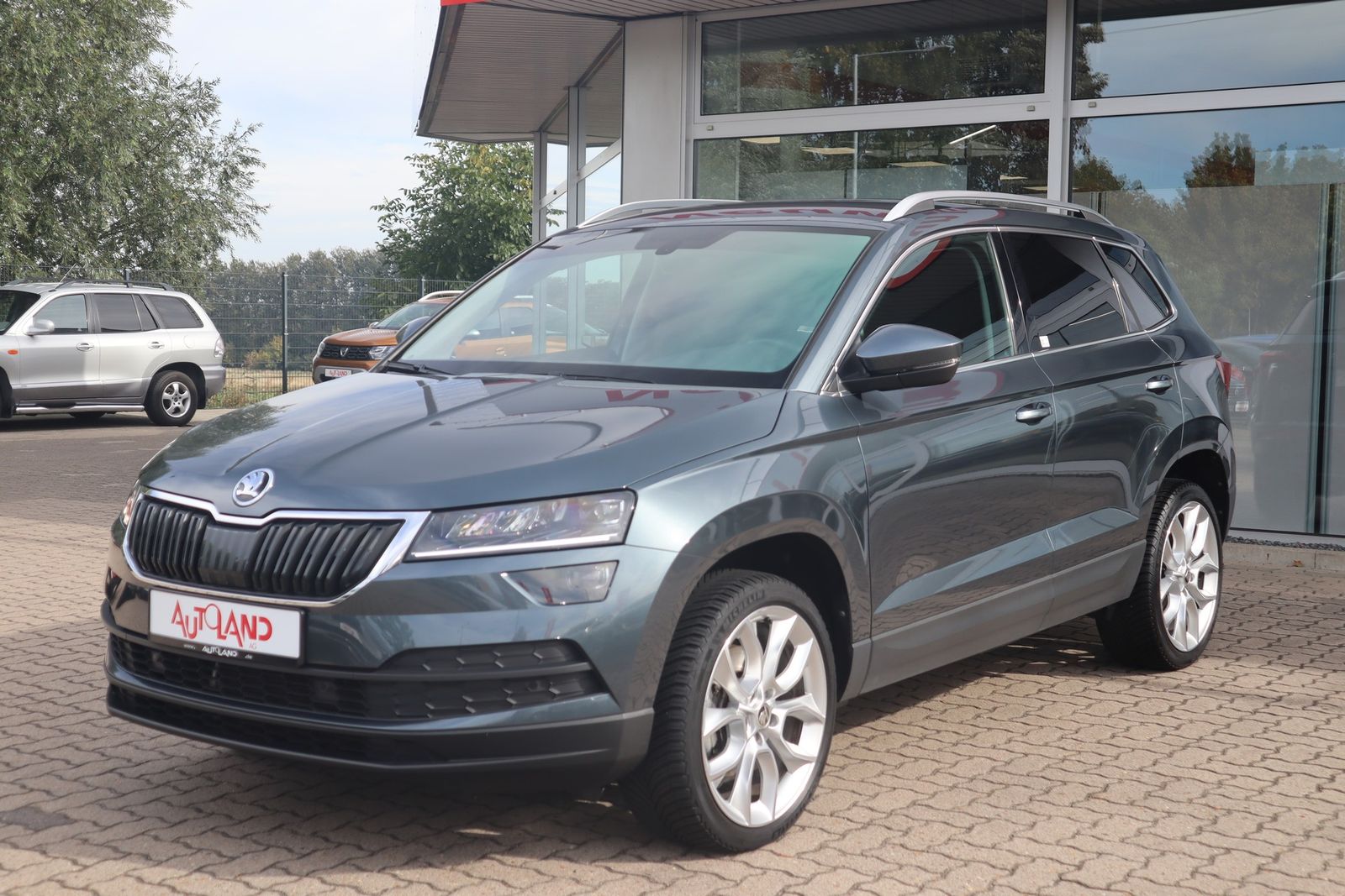 Skoda Karoq 1.5 TSI Style DSG LED Navi Sitzheizung AHK imagem 2