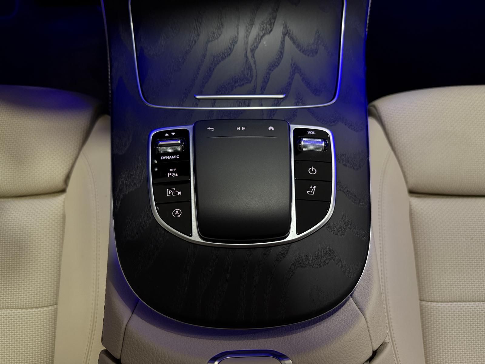 Mercedes-Benz E 220 d T 9G *PANO*LEDER-BEIGE*KAM*AHK*BURM*LED* foto 30