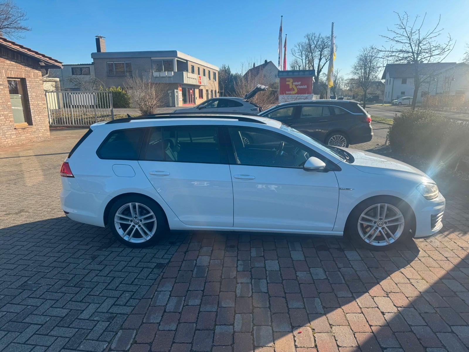 Volkswagen Golf VII Variant GTD BMT+Navi+Ahk+Xenon+