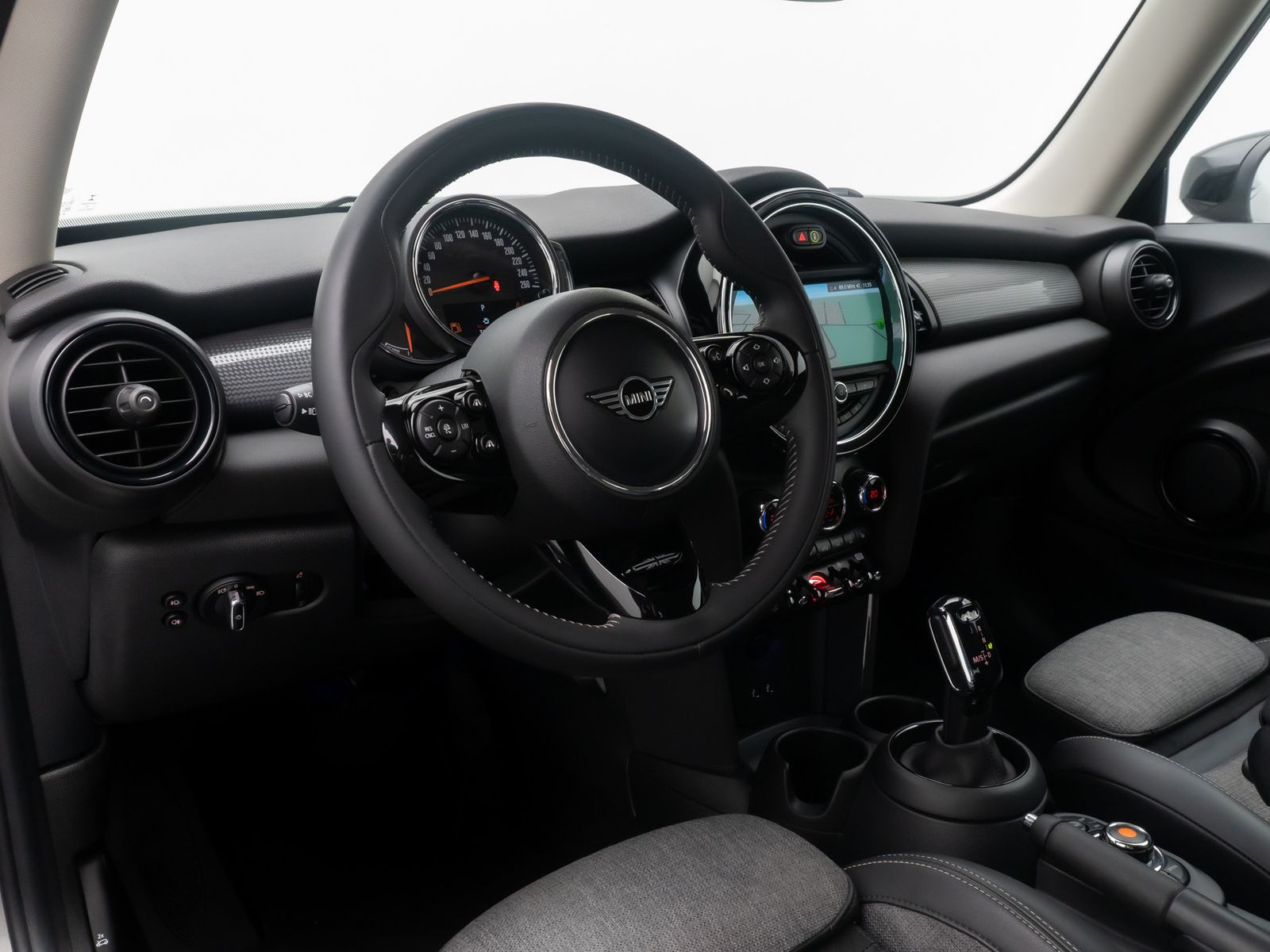 Fahrzeugabbildung MINI COOPER ACC AppleCar DriveAs DAB Teilleder Sport