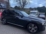 BMW X7 xDr40d M Sport PANO-SKY*B&W*Massage*Sitzklima - BMW X7: M
