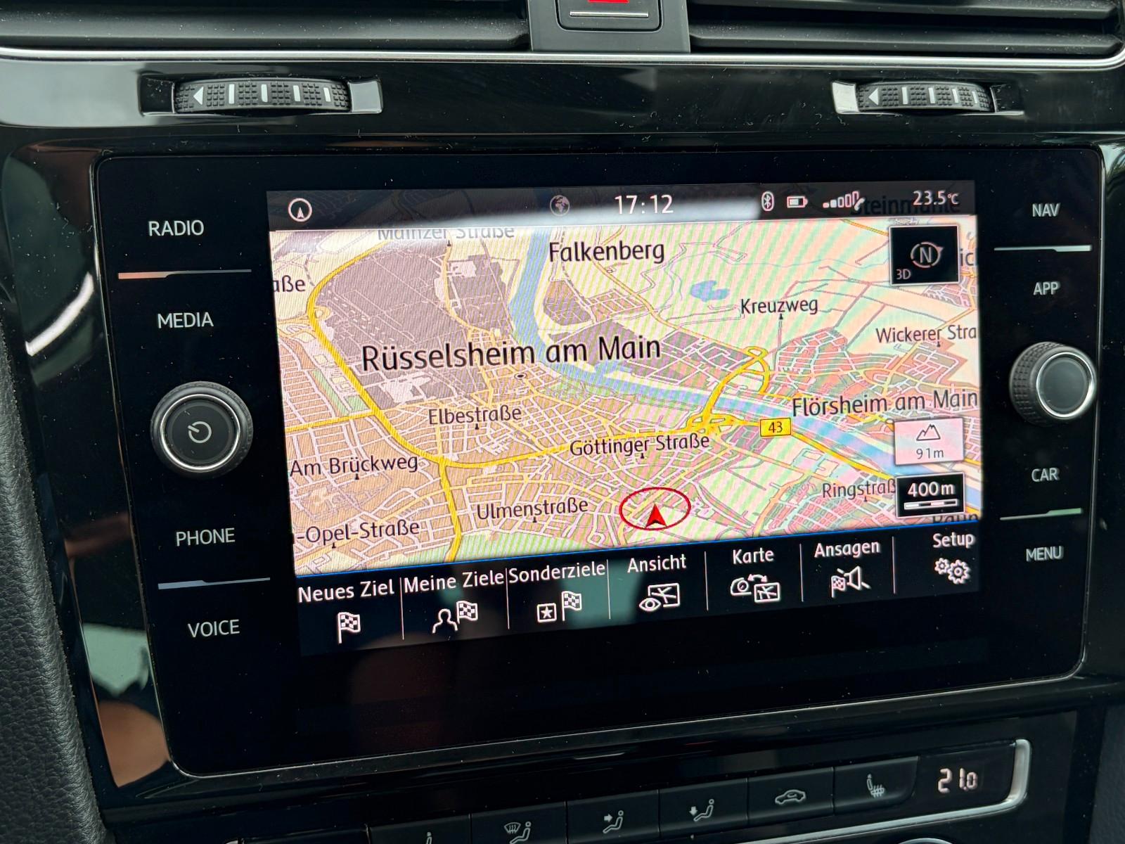 Volkswagen Golf VII Var Highline R Line*Pano*Kamera*ACC