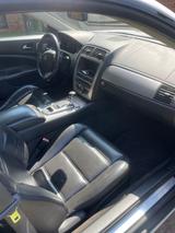 Jaguar XK 4.2L V8 Coupé - - weiße Jaguar XK