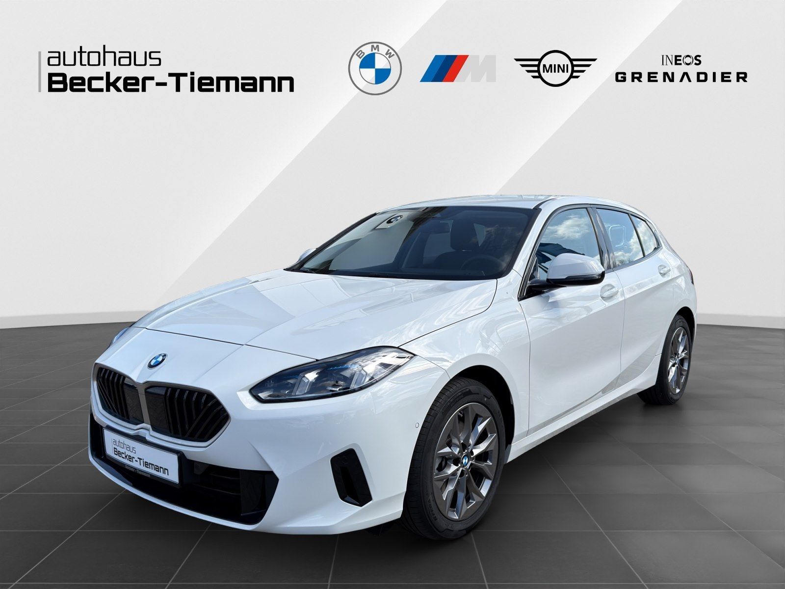 BMW 120 Hatch 17" / Keyless / DAB / DrivAss / ParkAs