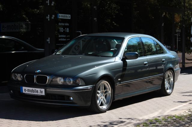 BMW 535i