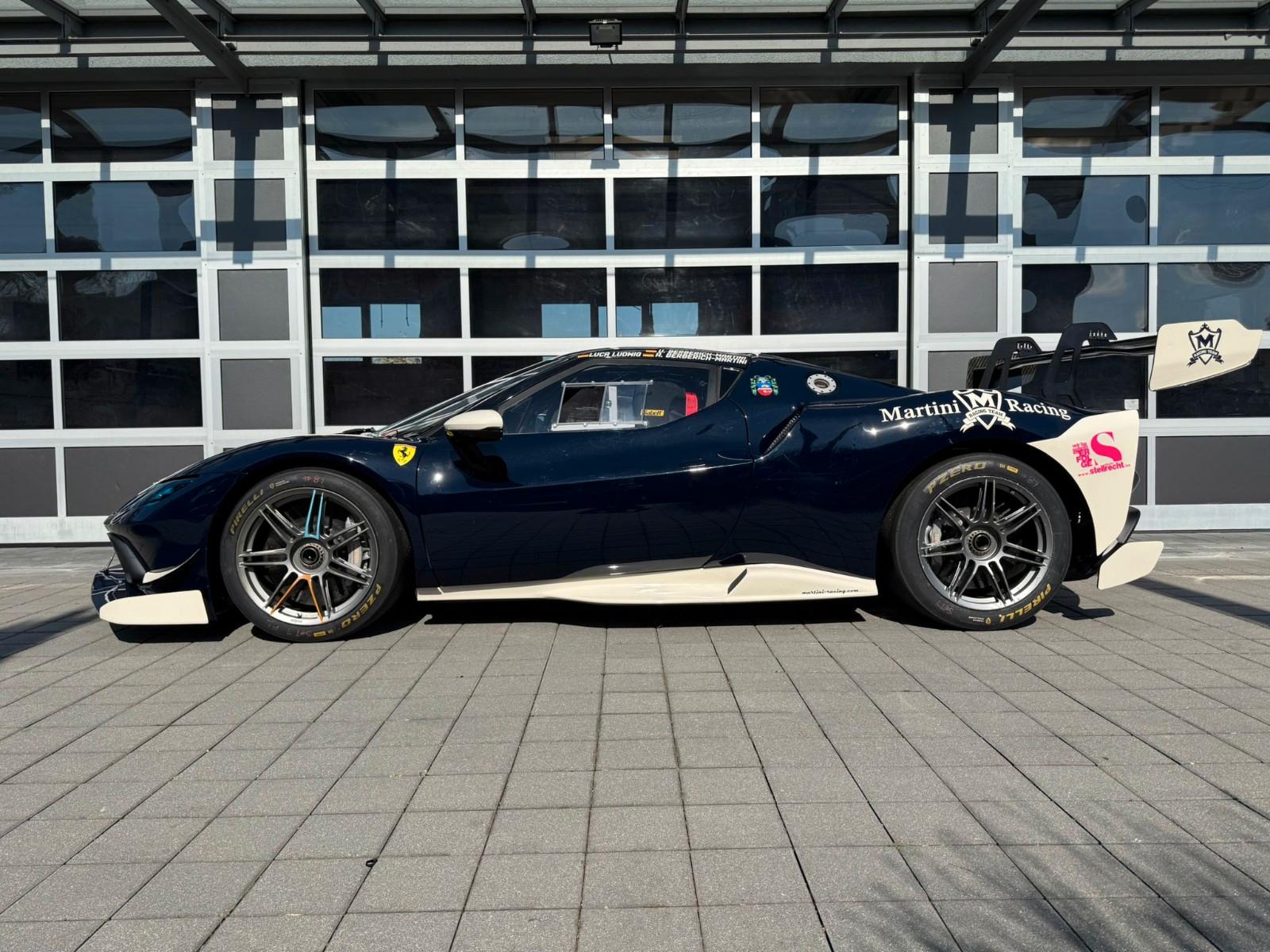 Ferrari 296 Challenge