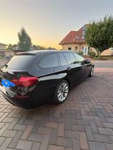 BMW 520d Touring A Modern Line Modern Line - BMW 5 Series: Modern Line