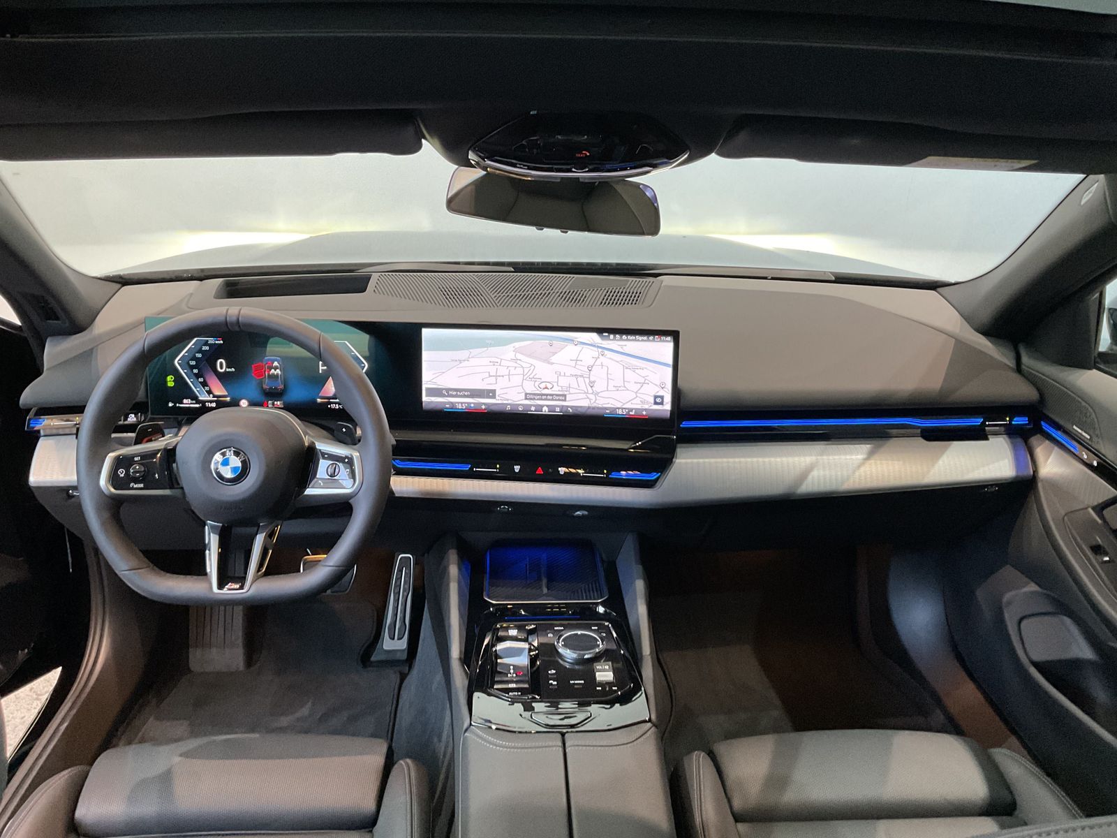 Fahrzeugabbildung BMW 520i Touring M Sportpaket Aktive Sitzbelüftung v