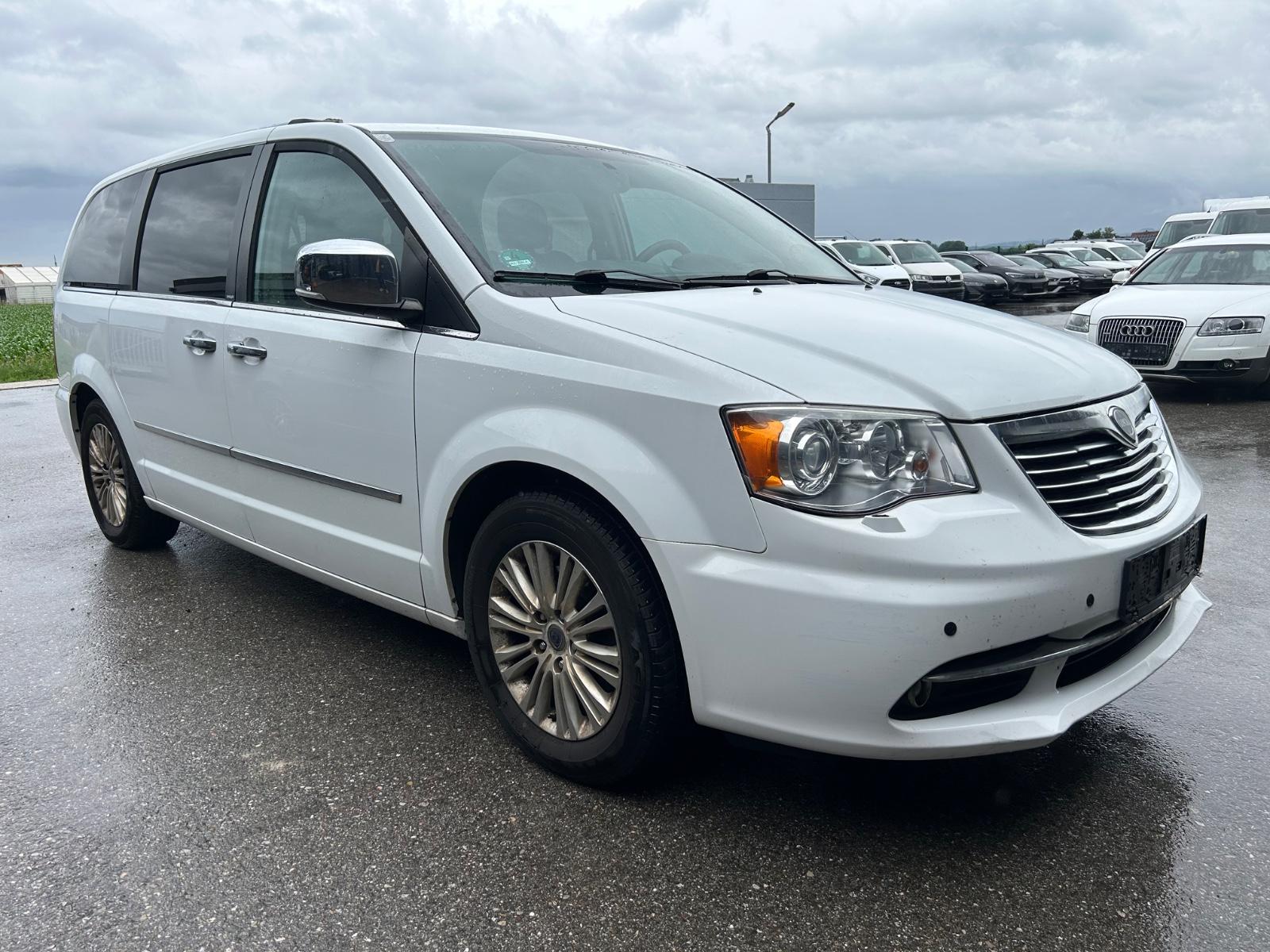 Lancia Voyager Platinum