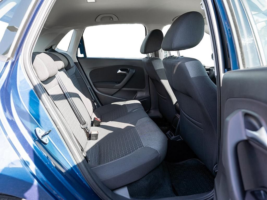 Fahrzeugabbildung Volkswagen Polo 1.0 Comfortline KLIMA PDC SITZHEIZUNG