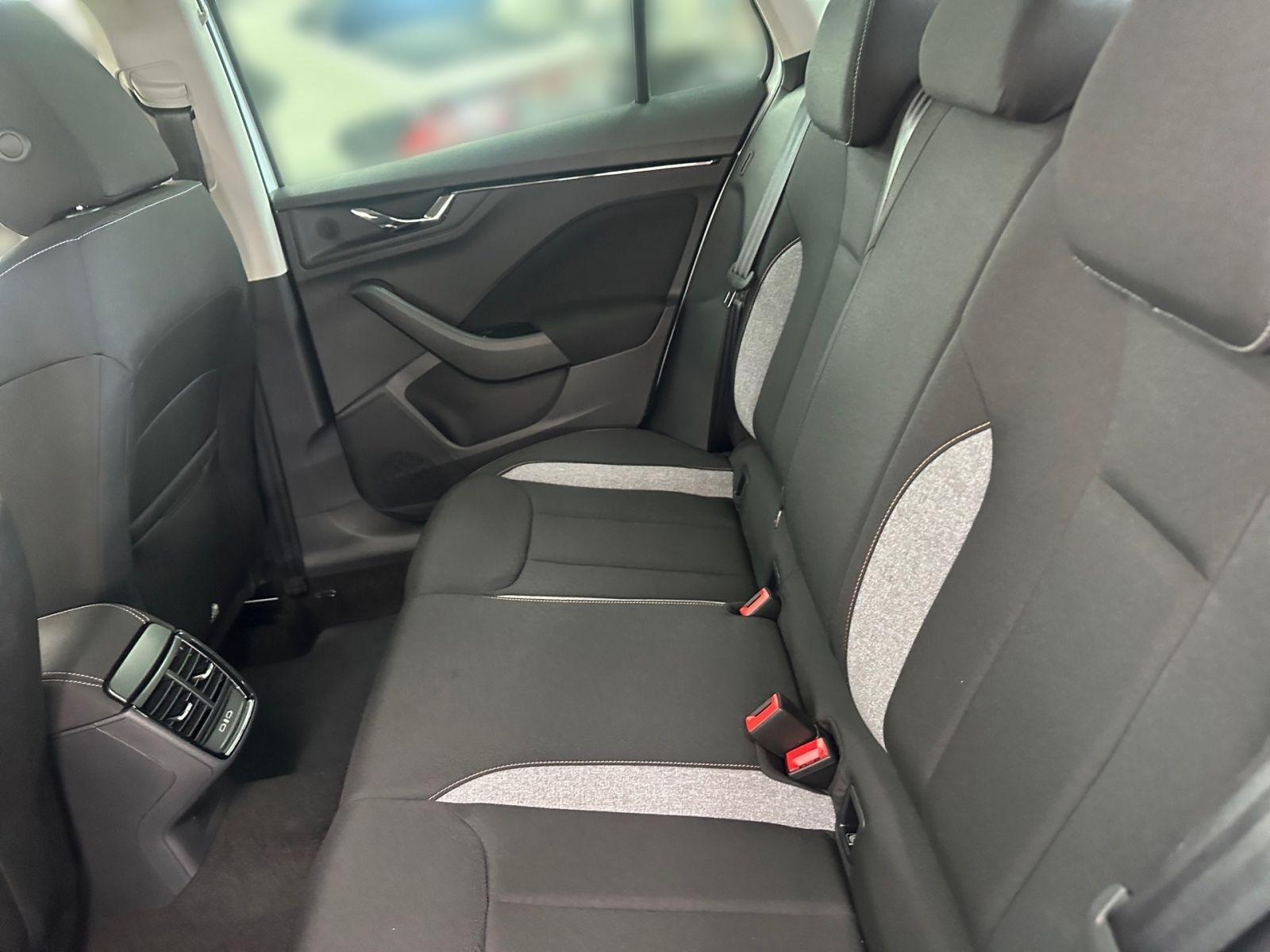 Skoda Kamiq Tour 1,0 TSI SmartLink/ beheiz. WSS/ Black, миниатюра 10