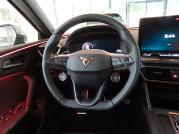 Fotografie 8 des Cupra Leon Sportstourer 1.5 eTSI 110 kW Pano AHK