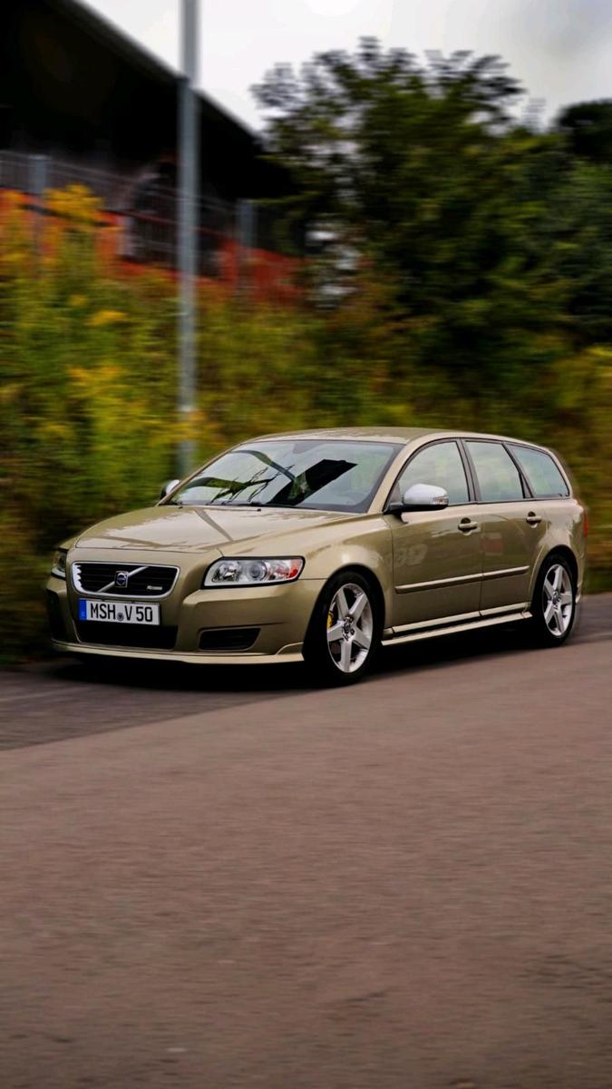 Volvo V50 2009 — interior