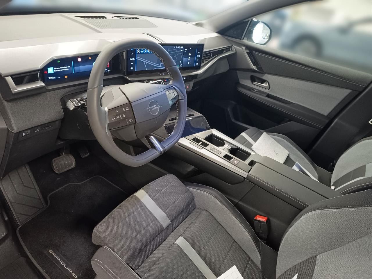 Fahrzeugabbildung Opel Grandland 1.2 48V HYBRID NAVI/LED/KAMERA/DAB+