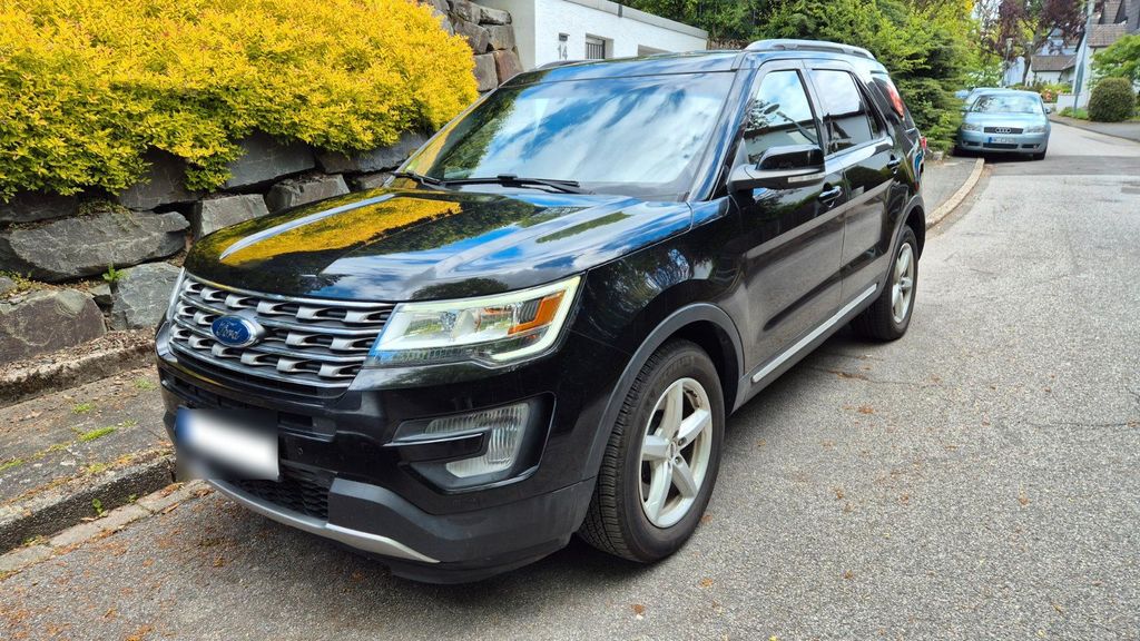 Image of Ford Explorer