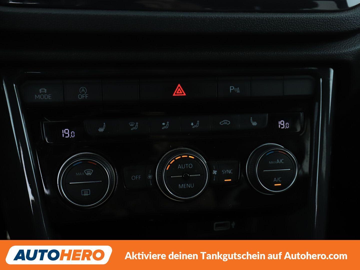Volkswagen T-Roc 1.5 TSI ACT Sport Aut.*NAVI*LED*ACC*