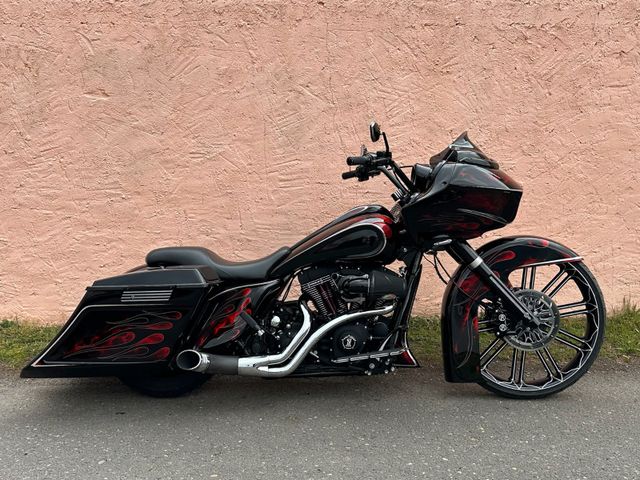 Harley-Davidson CUSTOM BAGGER STREET ROAD GLIDE THUNDERBIKE 120R