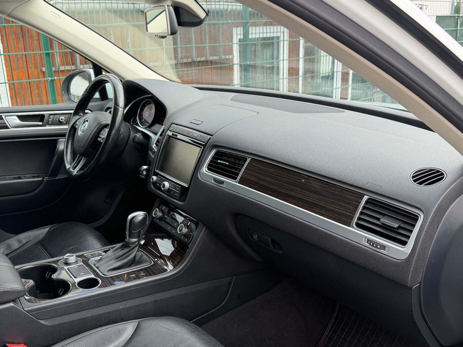 Fahrzeugabbildung Volkswagen Touareg V6 TDI BMT/Terrain Tech 4Mot/NAVI/LEDER