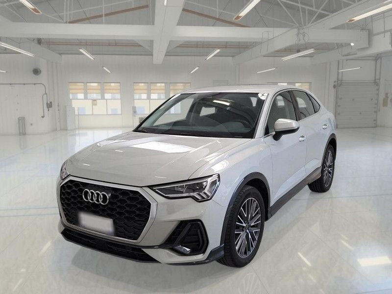 Image of Audi Q3