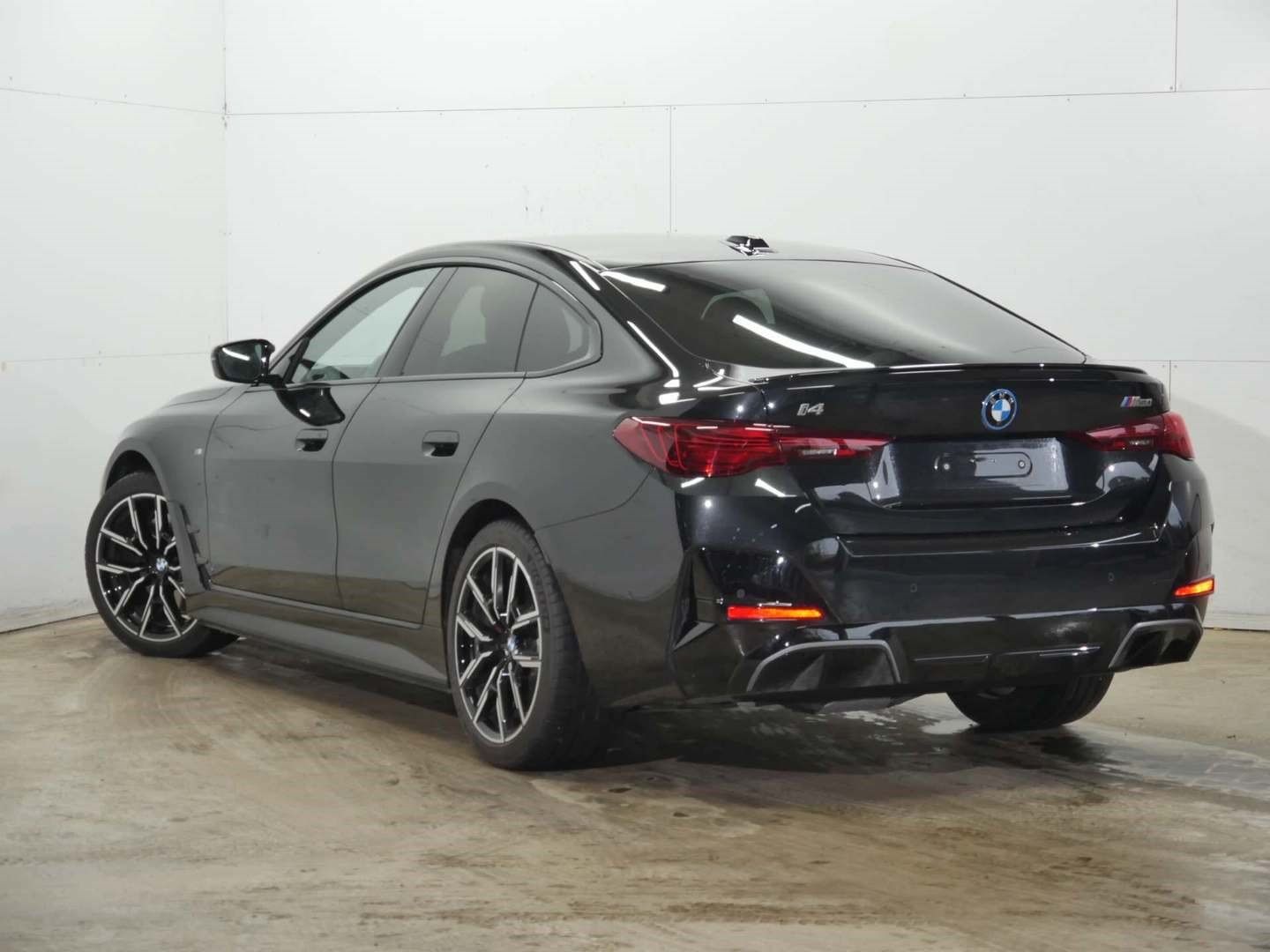 Fahrzeugabbildung BMW i4 M50 |Parking Assistant plus |Harman Kardon Su