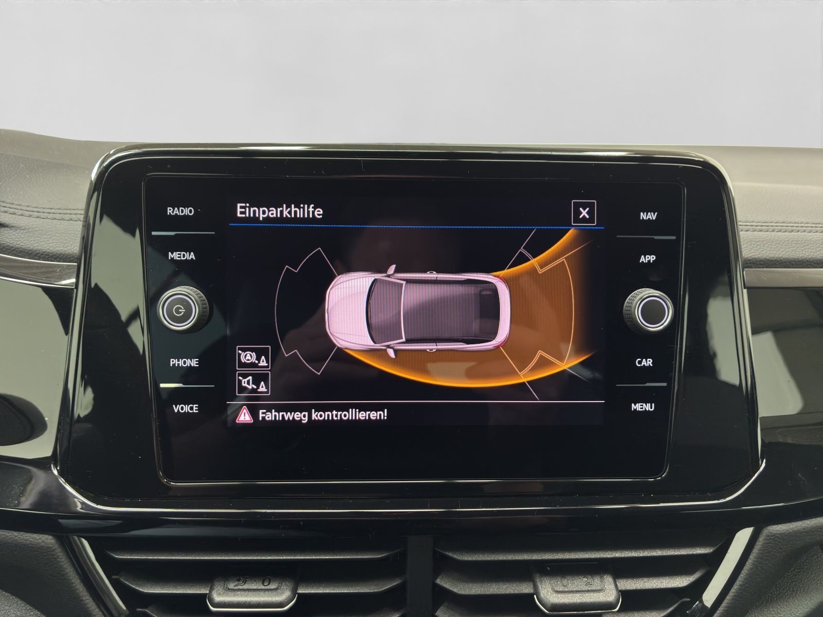 Volkswagen T-Roc - Bild 17